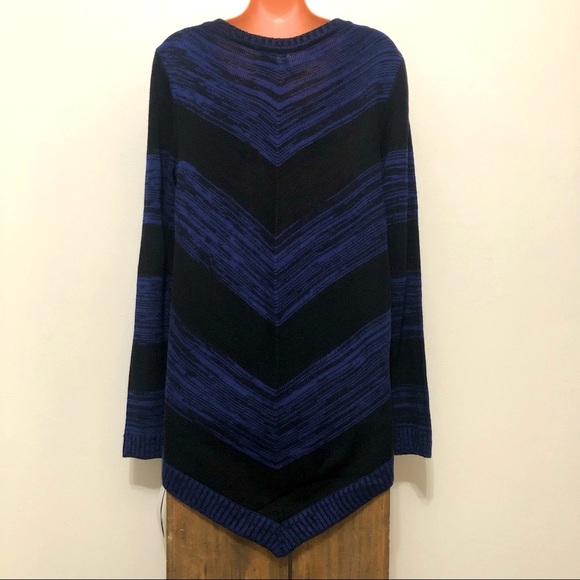 New Directions Long Sleeve Sweater - Picture 4 of 8